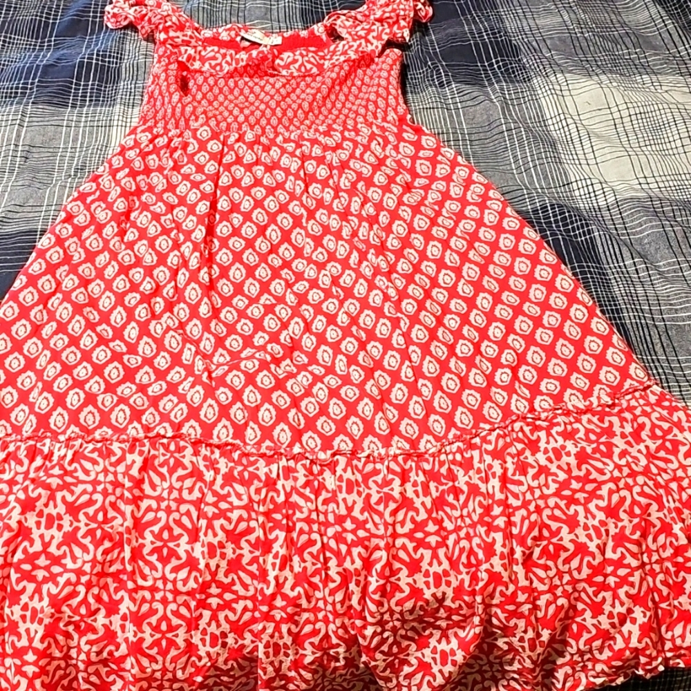 Vineyard Vines red and white dress size S